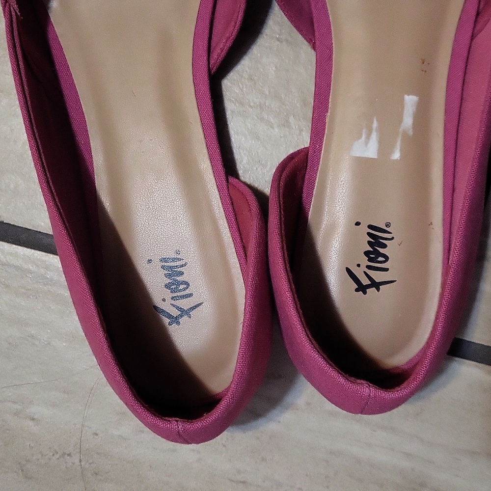 SALE--FIONI Clothing Pink Women's Flats - Picture 5 of 6